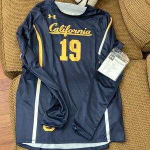 Under Armour Berkeley California Volleyball Long Sleeve Top NWT